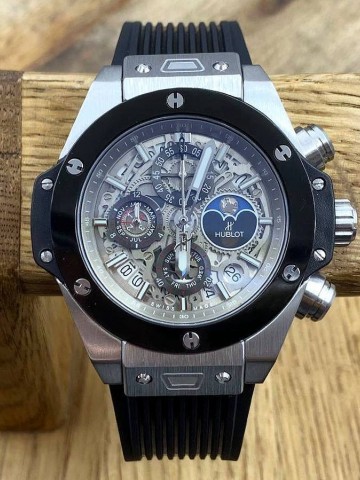 Часы Hublot