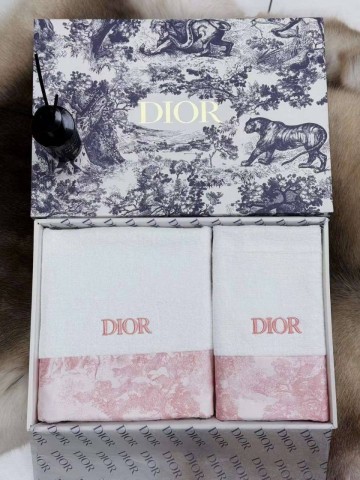 Набор полотенец Dior 2 шт.