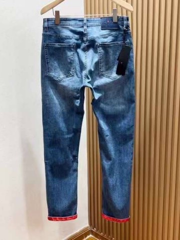 Джинсы Kiton