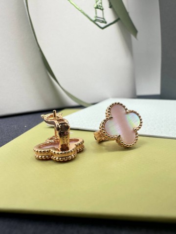Серьги Van Cleef & Arpels