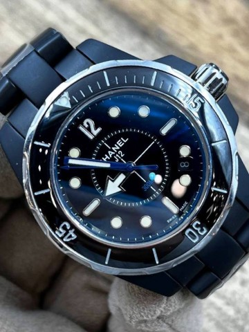 Часы CHANEL