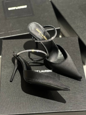 Босоножки Yves Saint Laurent