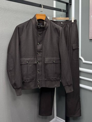 Прогулочный костюм Kiton