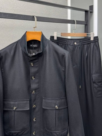 Прогулочный костюм Kiton