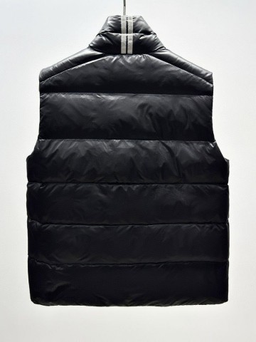 Жилет Canada Goose