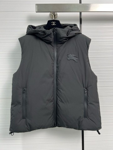 Жилет Burberry