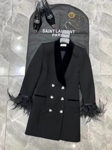 Платье Yves Saint Laurent