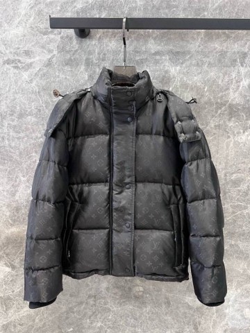 Пуховик Louis Vuitton