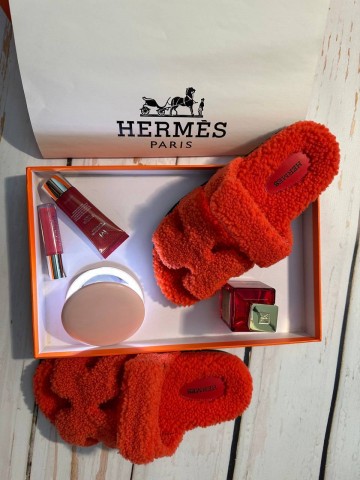Шлепанцы Hermes