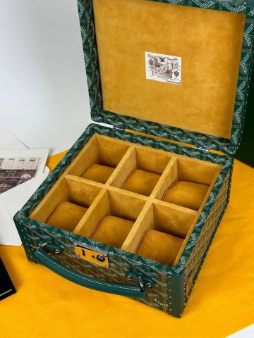 Шкатулка Goyard
