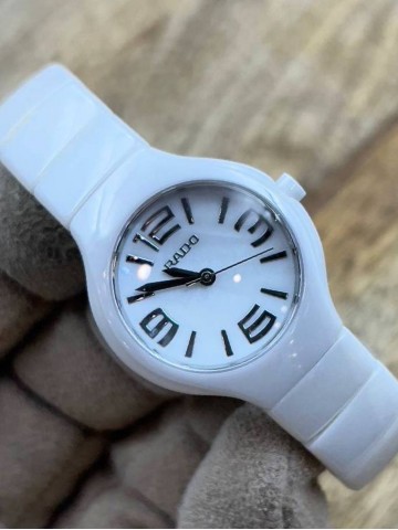 Часы Rado