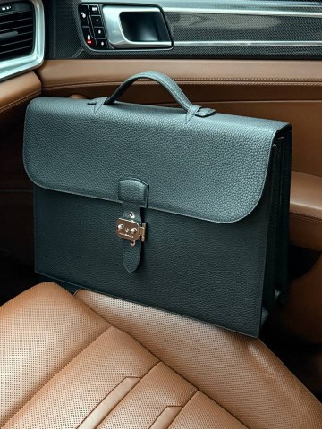 Портфель Hermes