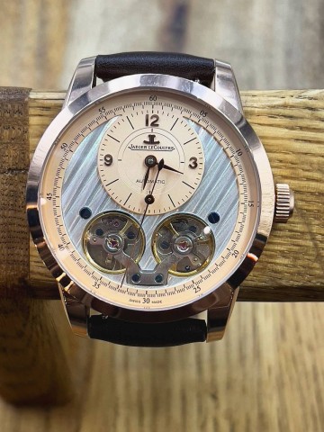 Часы Jaeger-LeCoultre