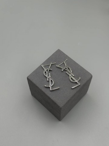 Серьги Yves Saint Laurent