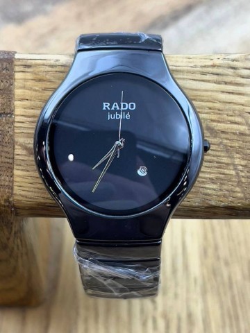 Часы Rado