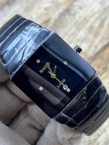 Часы Rado