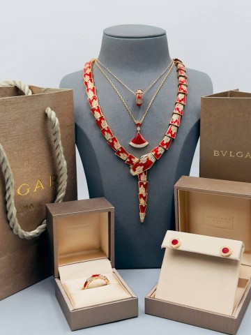Кулон Bvlgari