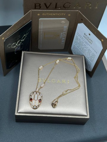 Кулон Bvlgari