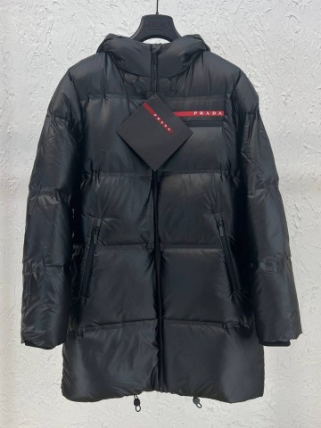 Пуховик Prada