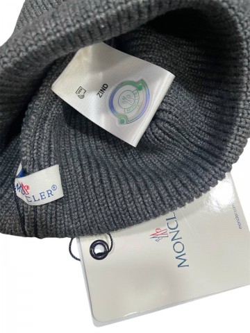 Шапка Moncler
