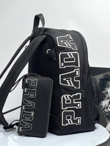 Рюкзак Prada