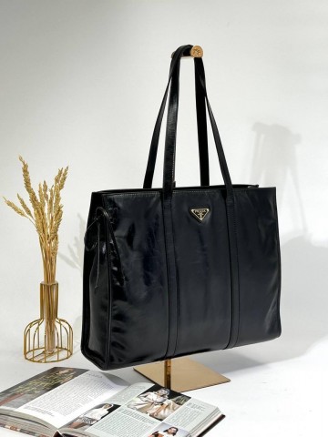 Сумка Prada