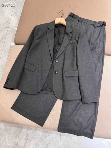 Костюм Brunello Cucinelli