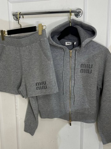 Костюм MIU MIU