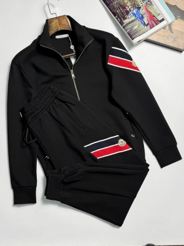 Спортивный костюм Moncler
