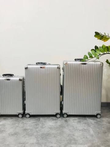 Чемодан Rimowa S