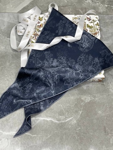 Платок Dior