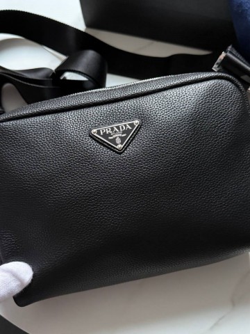 Сумка-мессенджер Prada