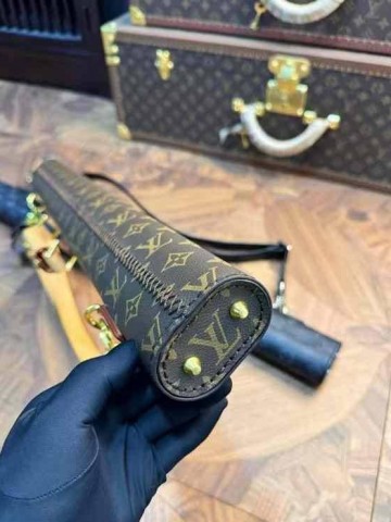 Чехол Louis Vuitton