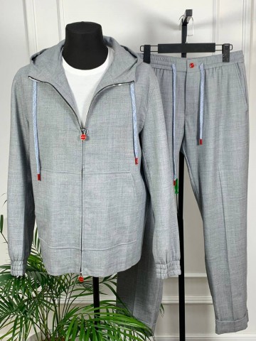 Костюм Kiton