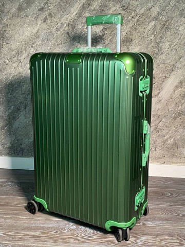 Чемодан Rimowa
