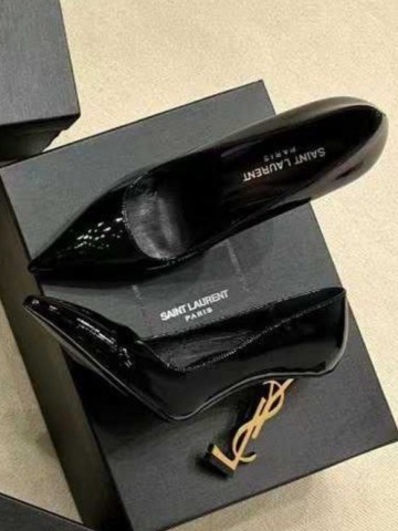 Туфли Yves Saint Laurent