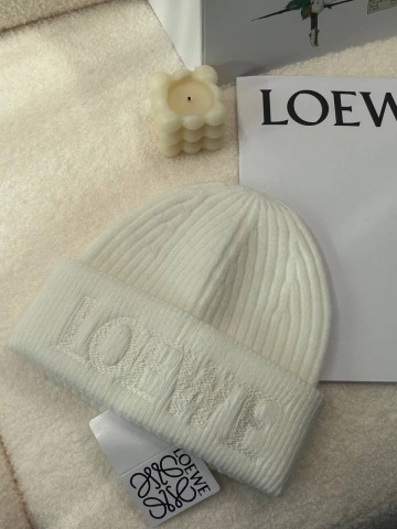 Шапка Loewe
