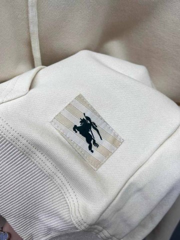 Костюм Burberry