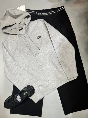 Толстовка Prada