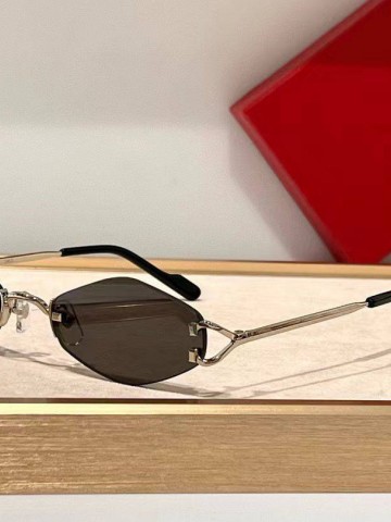 Солнцезащитные очки Cartier