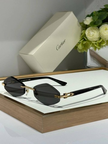 Солнцезащитные очки Cartier