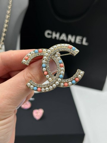 Брошь CHANEL