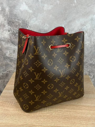 Сумка Louis Vuitton