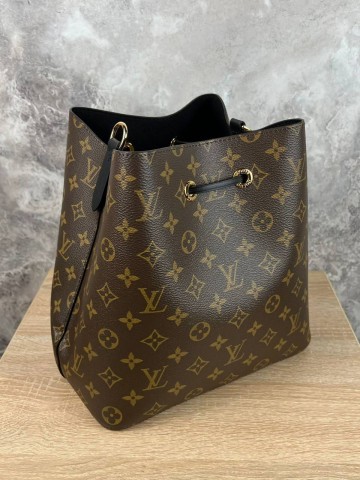 Сумка Louis Vuitton