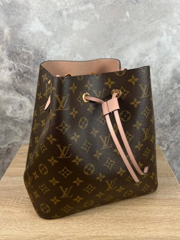 Сумка Louis Vuitton