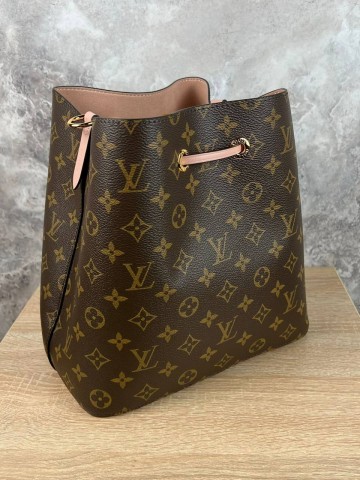Сумка Louis Vuitton