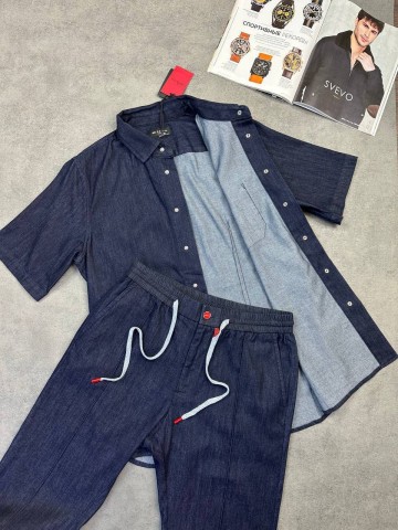 Костюм Kiton