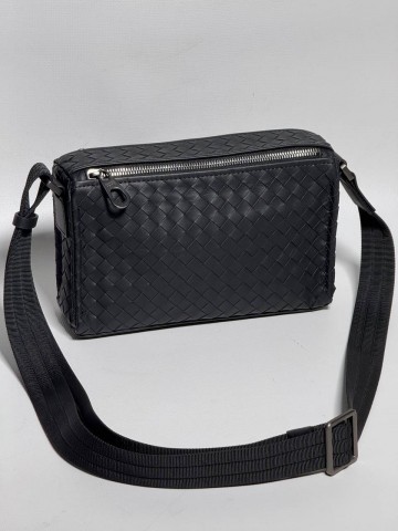 Сумка-мессенджер Bottega Veneta