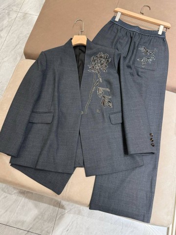 Костюм Brunello Cucinelli