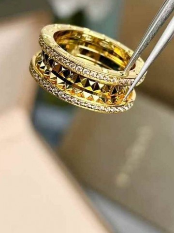 Кольцо Bvlgari